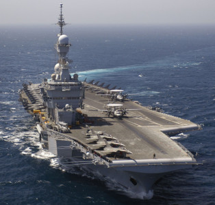 France will deploy its aircraft carrier to the fight in the Middle East