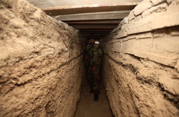 Shia Militia Unearths ISIS Tunnels Near Iraq's Fallujah (Video)