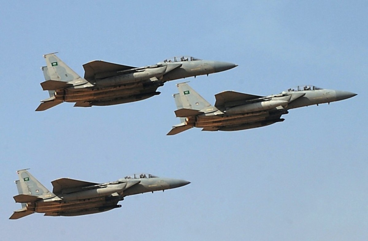 Saudi-led Coalition Warplanes Strike Houthi Drones Depots, Air-Defense Missiles