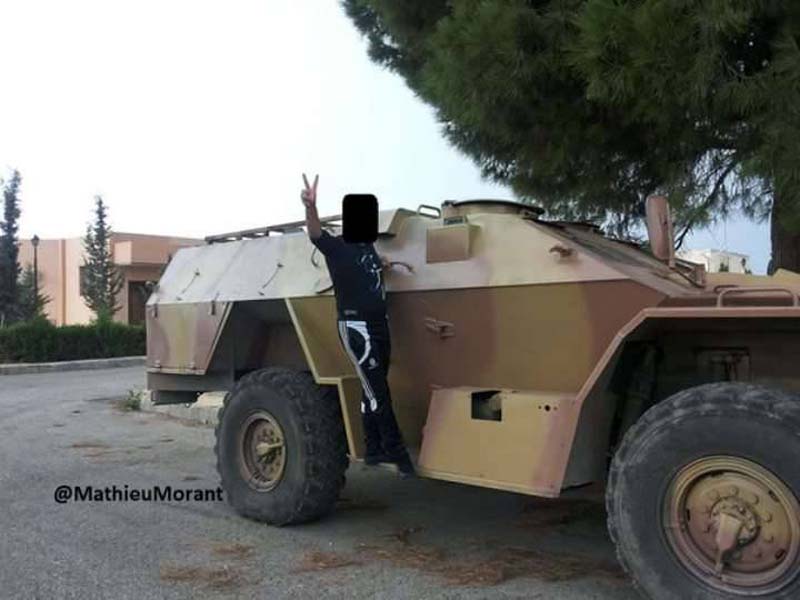 Syrian Army Continues to Use BTR-80/82 & Vystrel Armored Vehicles in Fighting (Photos)