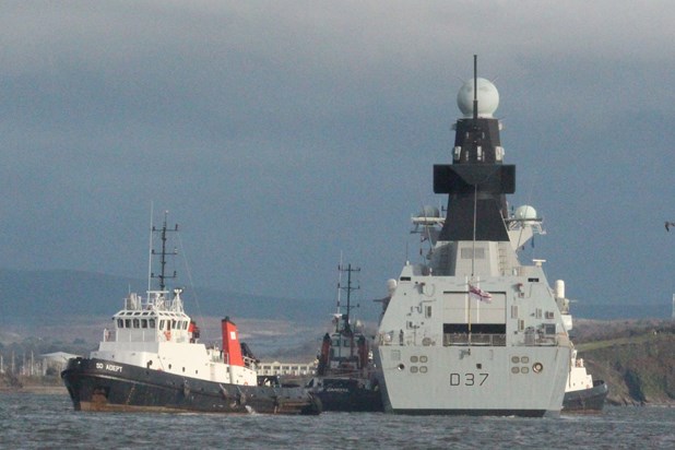 British Destroyer Tracking Admiral Kuznetsov Breaks Down (Photos)