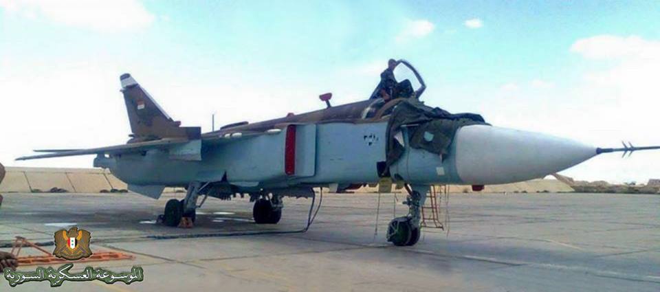 Syrian Su-24MKs Use 500-kg Incendiary Air Bombs Against Terrorists (Photos)