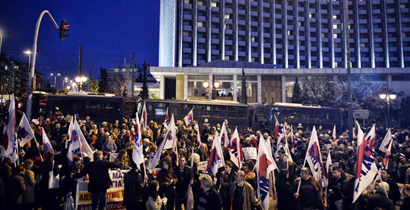 Greeks Protest as Government & Creditors Discuss New Austerity Measures
