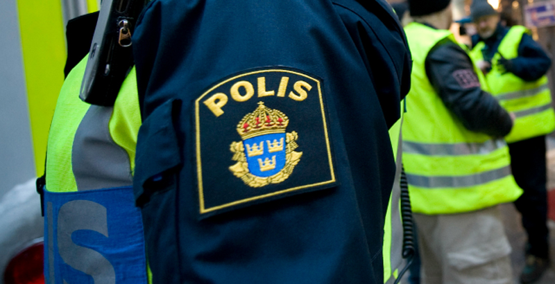 Asylum Seeker Attacks 3 Swedish Female Police Officers (Video)