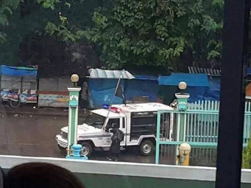 Philippines Army Clashing With ISIS Militants On Marawi City Streets - Photos