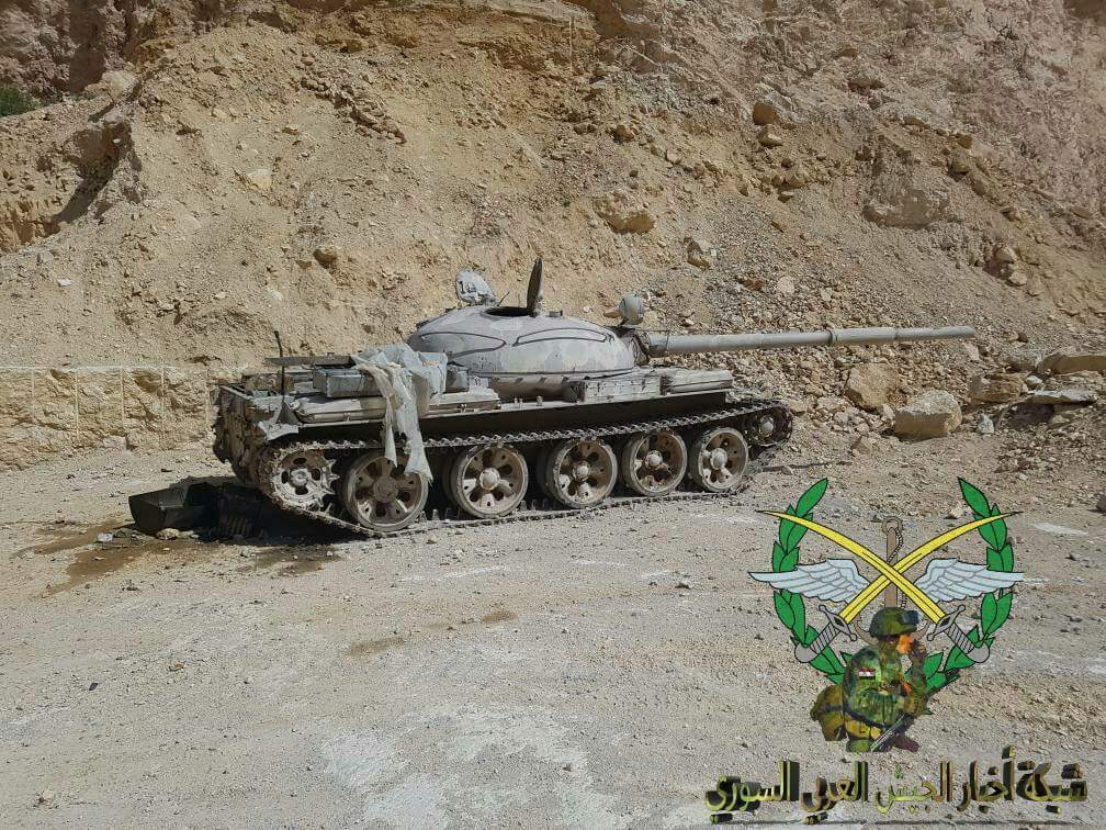 Militants In Eastern Qalamun Hands Over 37 Battle Tanks, Many Other Weapons To Syrian Army