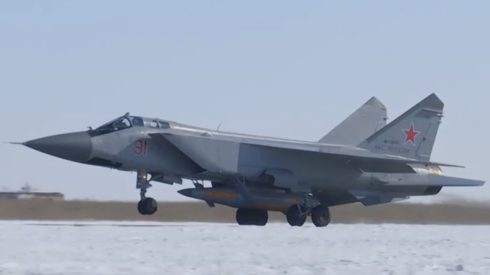 Russia Raises Stakes: Three MiG-31 Aircraft With Hypersonic Kinzhal Missiles Deployed In Kaliningrad