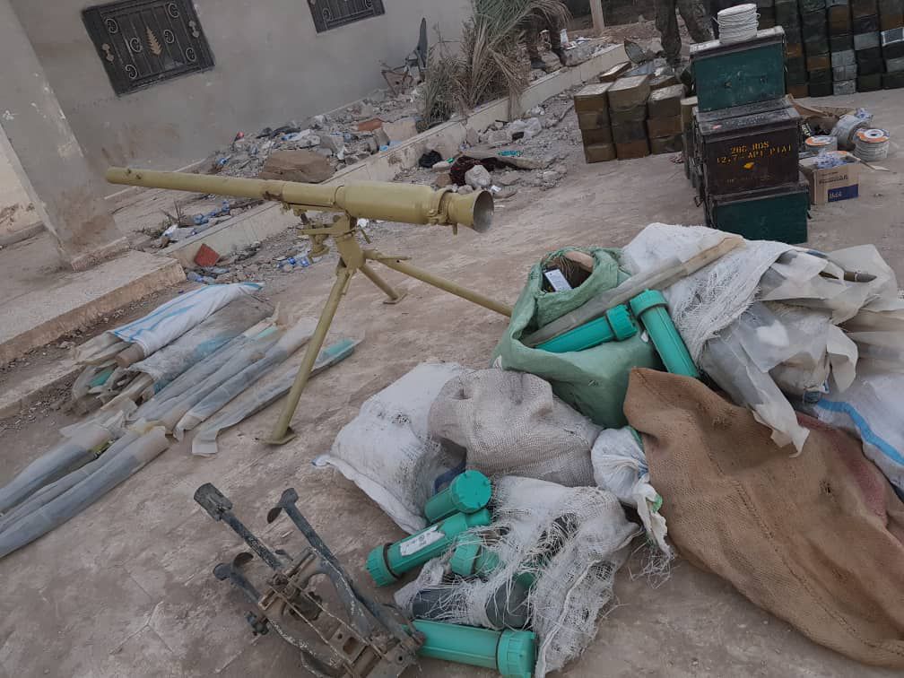 SDF Captured Loads Of Weapons Abandoned By ISIS (Photos)