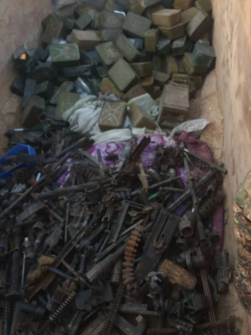 SDF Captured Loads Of Weapons Abandoned By ISIS (Photos)