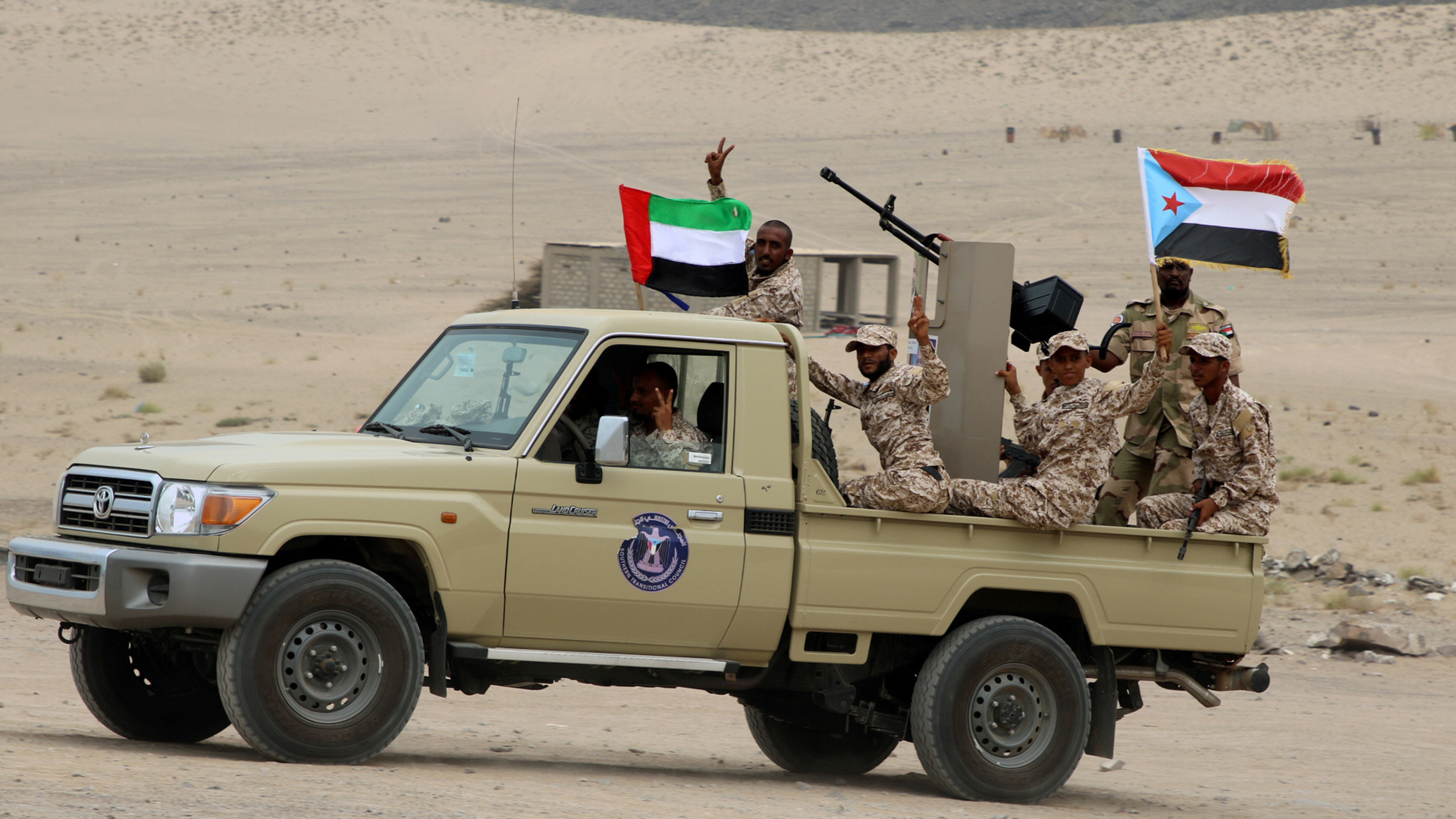 UAE-Backed Force Advance In Yemen’s Shabwah With Support From Saudi-led Coalition (Videos)