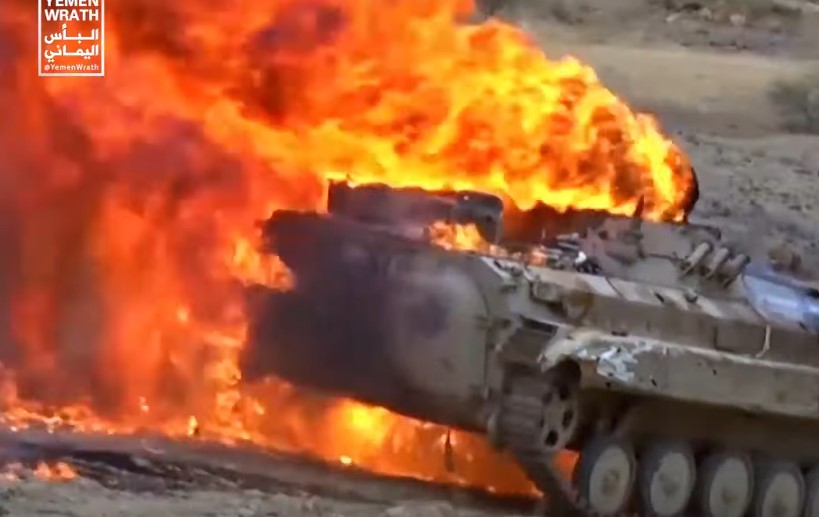 In Videos: Houthis Crushing Saudi-led Forces And Burning Their Military Equipment