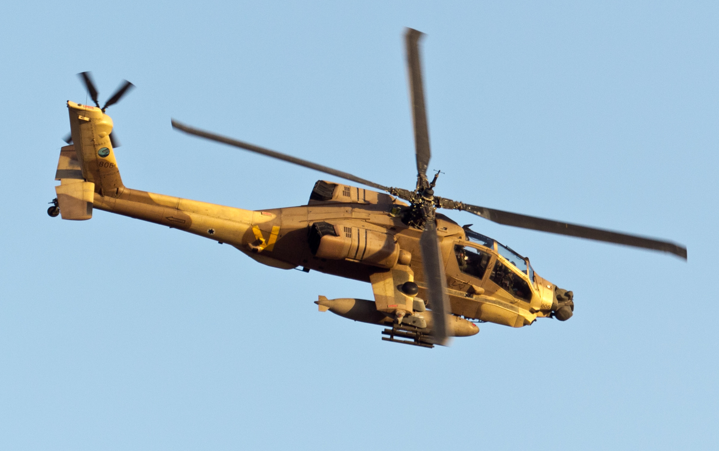 Israeli Combat Helicopters Attacked Syrian Army Posts Along Separation Line In Al-Quneitra
