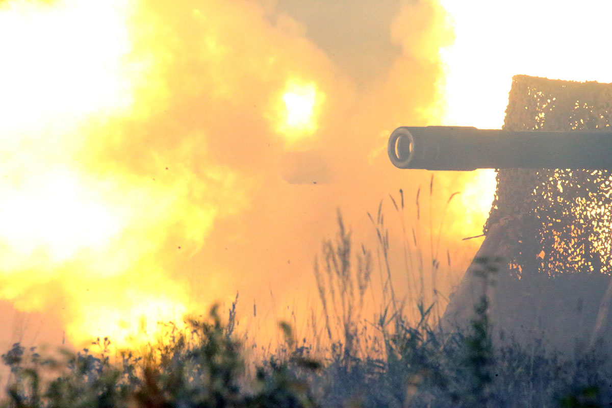 In Video: Russian Artillery Destroy Ukrainian M777 Battery