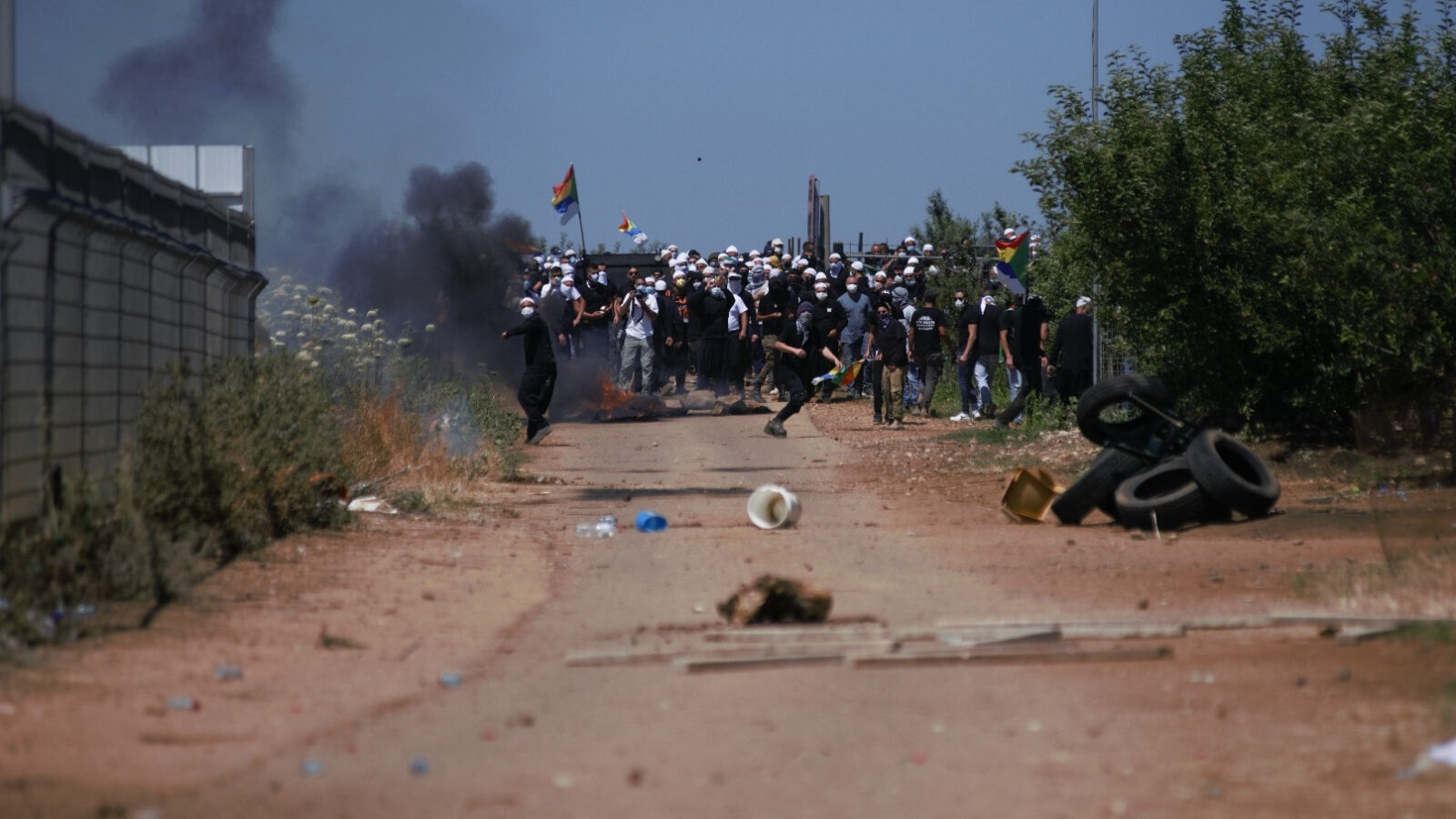 Syrian Druze In Occupied Golan Heights Clash With Israeli Police Over Wind Farm Project (Videos)