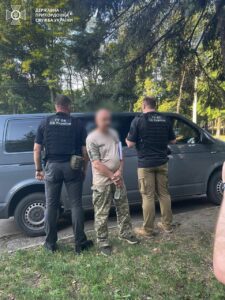 Another Group Of Child Traffickers Accidentally Detained On Ukrainian Border