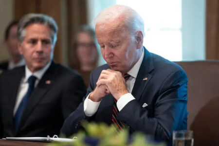 Les mensonges de Biden et des médias américains sur l’Ukraine rappellent la guerre du Vietnam – conservateur américain