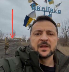 BREAKING: Oekraïens leger trekt zich terug, Russische vlaggen zwaaien in Avdiivka, DPR