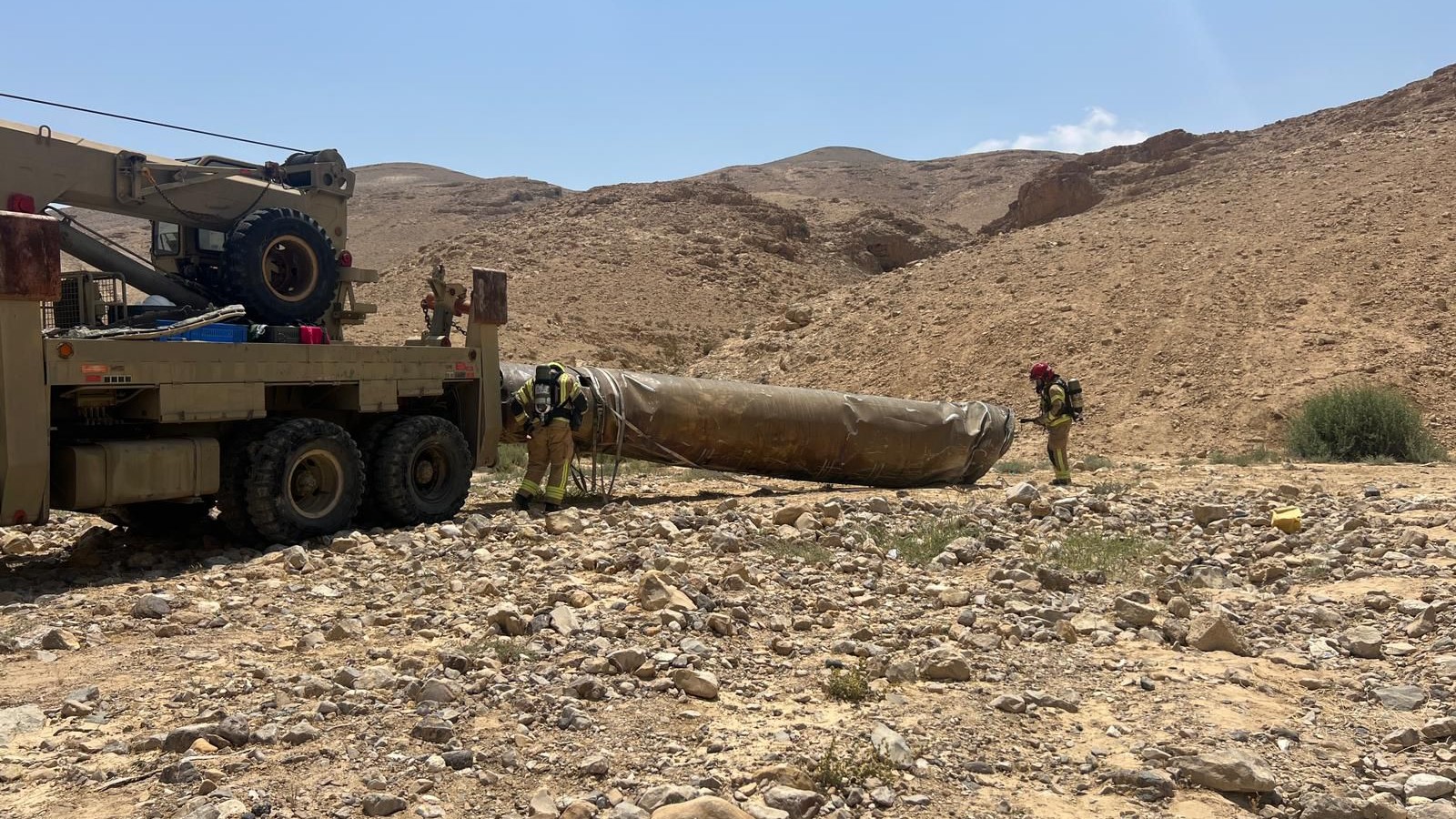 Israeli Army Found Remains Of Another Iranian Ballistic Missile Near Arad (Photos)