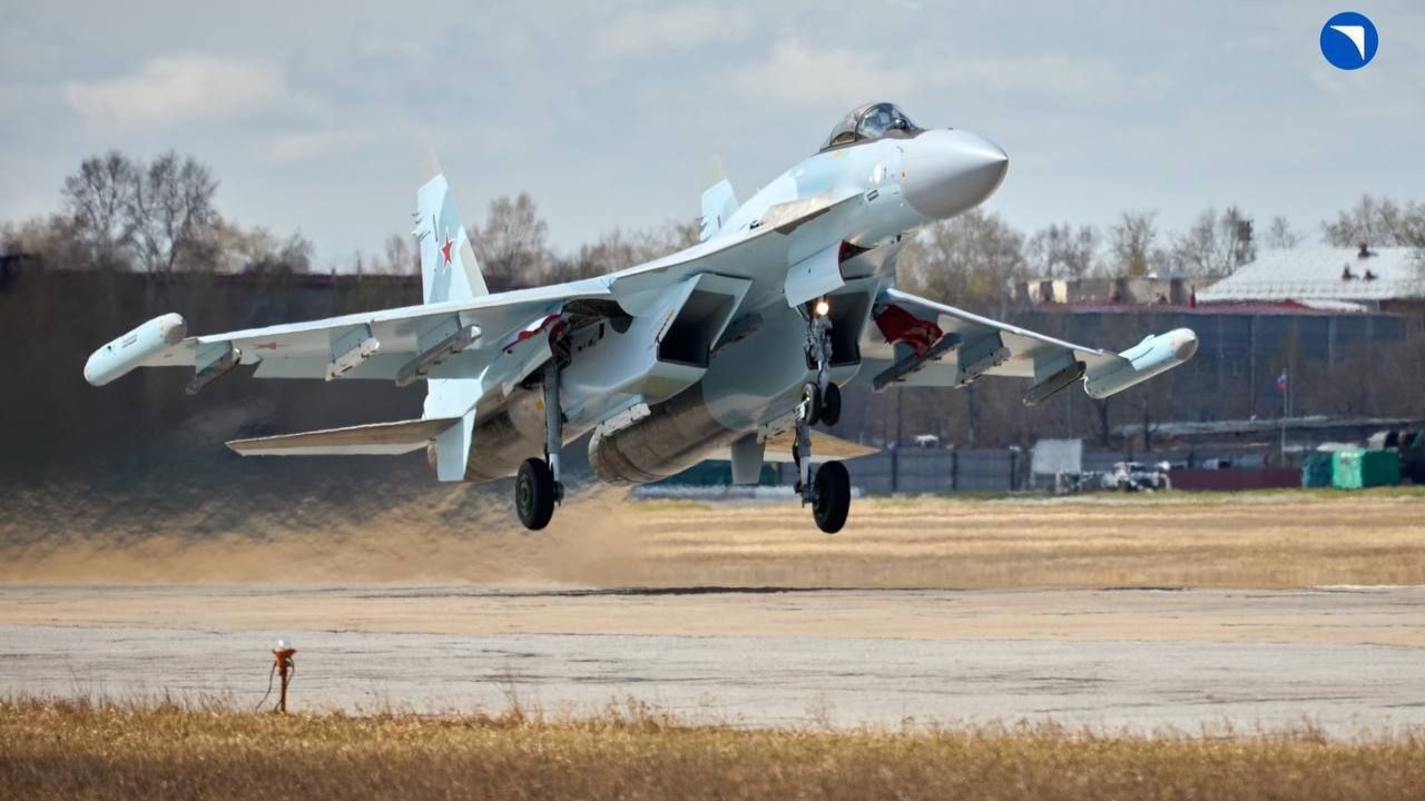 Russian Aerospace Forces Receive Another Batch Of Su-35S Fighter Jets (Video)